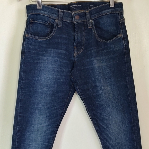 Lucky Brand Men's 110 Slim Fit Dark Wash Blue Jeans - Picture 1 of 9